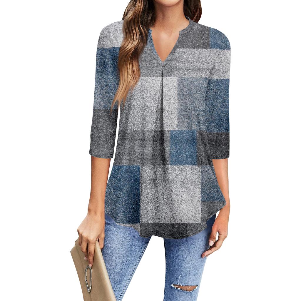 Dames casual T-shirt met driekwartmouwen en V-hals.