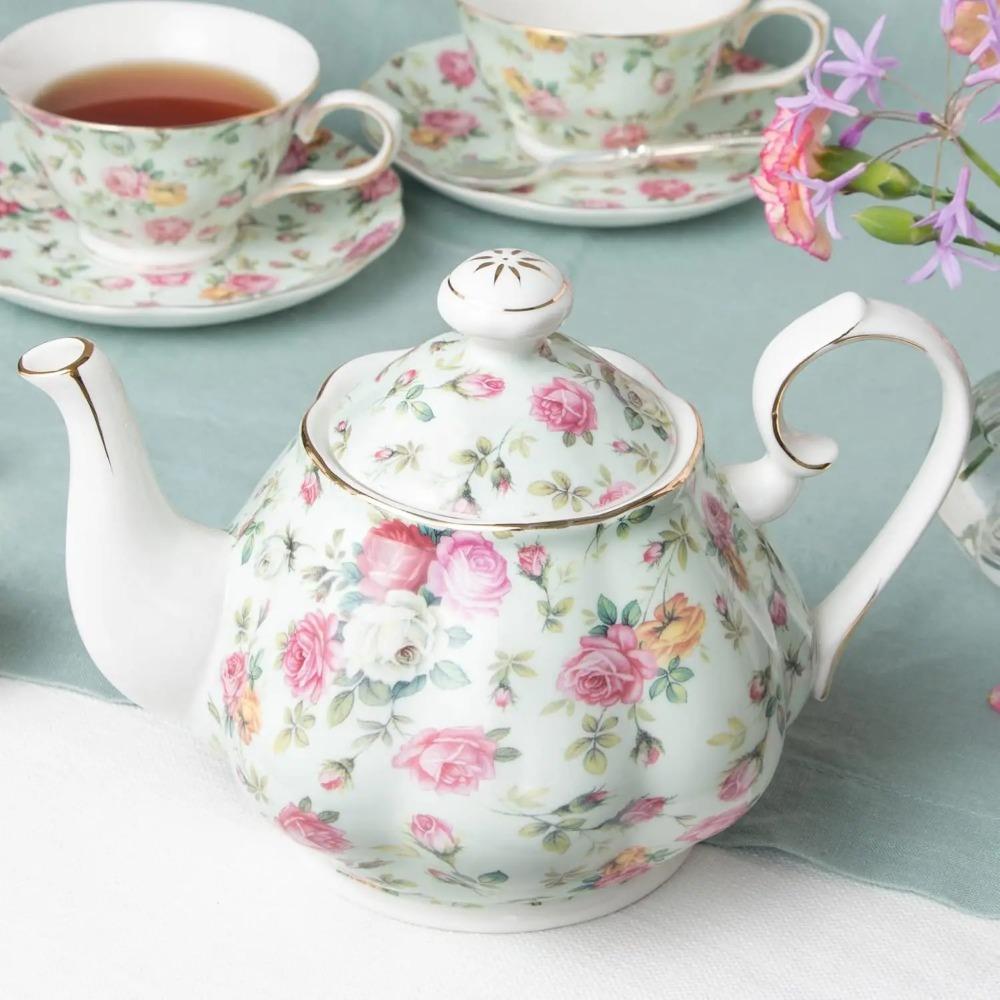 4-1/2-Cup Porcelain Teapot with Blue Cottage Rose Pattern