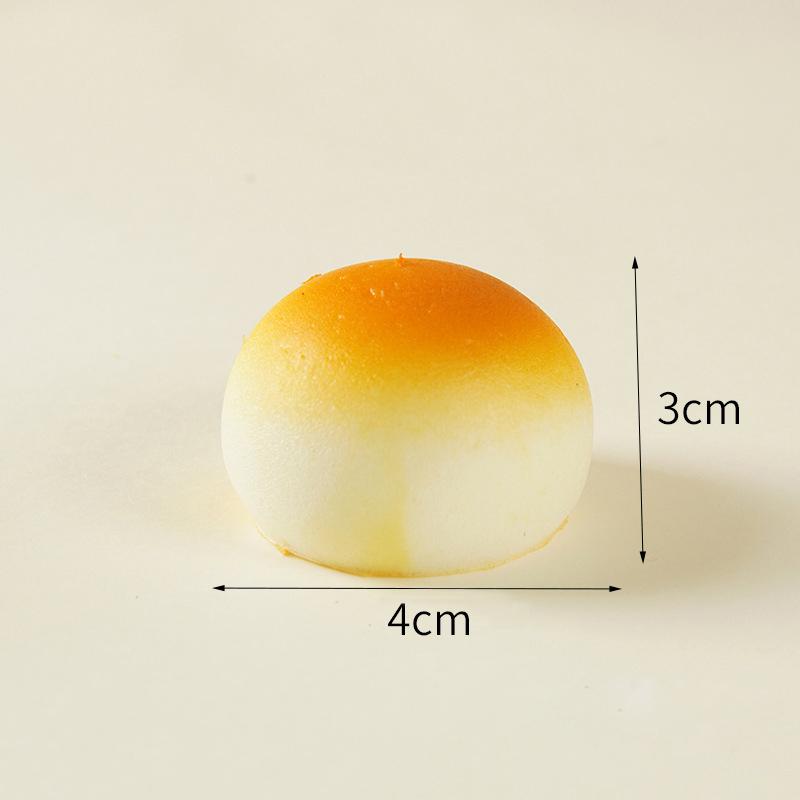 Slow Pu Rising Baked Buns Golden Buns Props Squeeze Decompression Vent Pinch Fun Toys Simulation Baked Bread Pendant Decoration