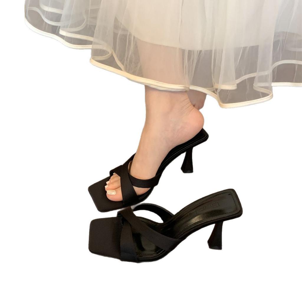 Temperament Evening wind High heel thin heel French slippers Women wear retro cool open-toed slippers in summer