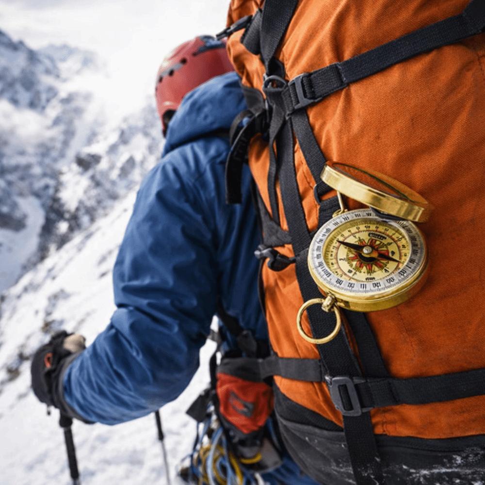 Pocket Watch Pure Copper Pocket Compass Waterproof Luminous Navigation Compass Retro Design Portable Copper Compass Hiking
