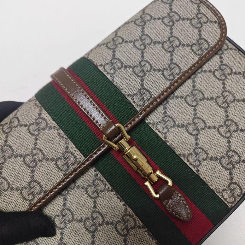 [Pre-Owned] Jackie 1961 Gold Lock Monogram Adjustable Waist Belt Canvas With Leather Trim Messenger Bag Canvas Waist Bag Small - Excellent #MQ2HA1