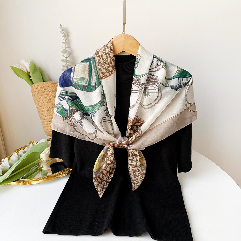 Koreanischer Modestil Großer quadratischer Schal für Damen Professioneller dekorativer Schal Mehrzweck-Schal mit Frühlings- und Sommer-Sonnenschutzschal