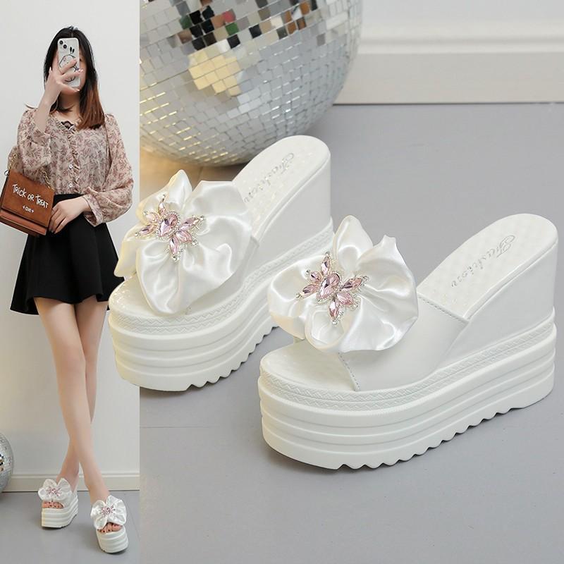 

Summer new thick-bottomed slope heel rhinestone bow women s cool slippers fashion casual slippers women s trend 39 рожевий