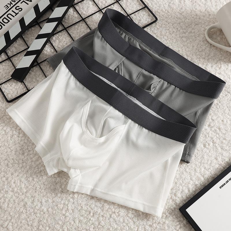 Men's Spring and Summer New Gun Egg Separation Open Free Ice Mesh Breathable Flat Briefs