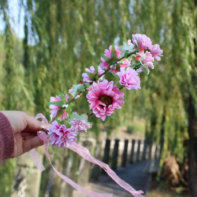 Eye Catching Flower Wreath Flower Crown Headbands Flower Hair Accessory for Women