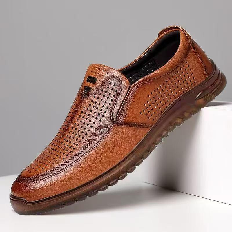 Atmungsaktive Herrenschuhe Sommer neu weiche Sohle weiche Oberfläche ein Pedal Business Casual Schuhe bequeme Rindensehnensohle Lochschuhe
