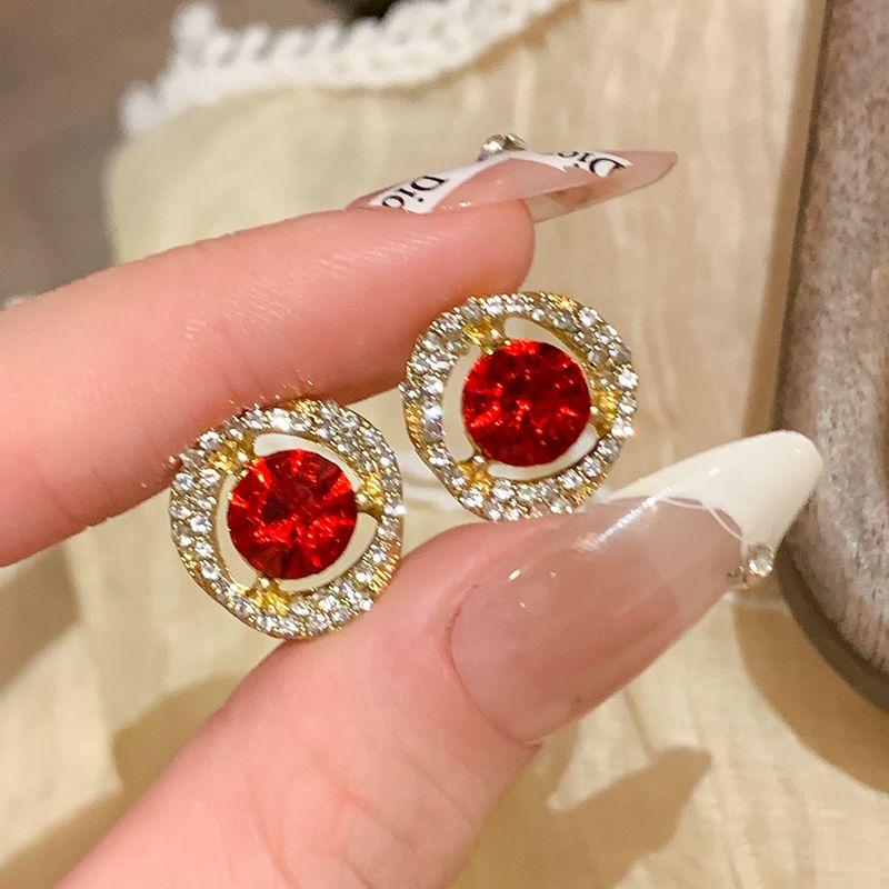 

Французский оливково-зеленый Самые продаваемые женские уникальные осенне-зимние серьги-пусеты Wine Red Banquet Earrings-s925 Silver Needle