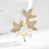 Imitation Pearl Brooch Pin for Women Elegant Leaf Design Suit Lapel Pin Multipurpose Decorative Clothing Accessory