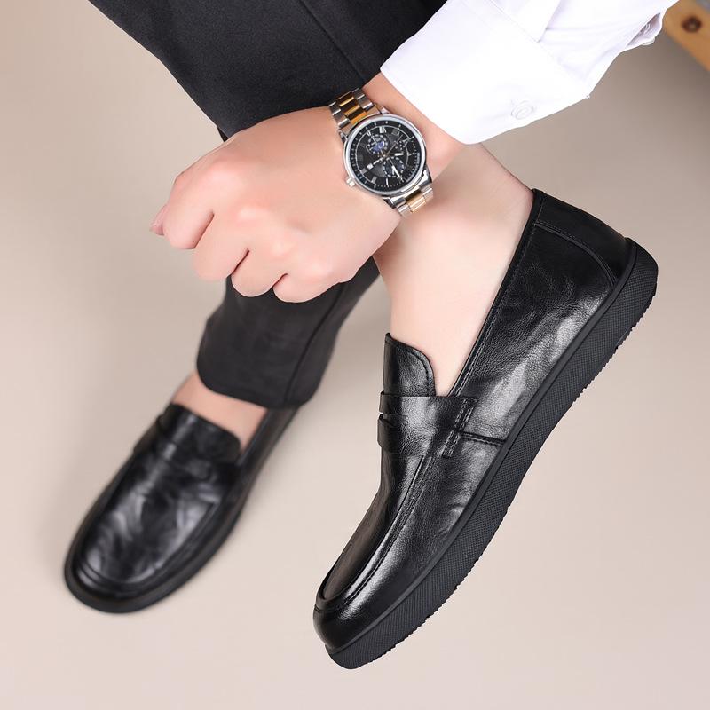 Hand-grab Men's Leather Shoes  Autumn New Leather Soft-soled Slip-on Peas Shoes Breathable Casual Leather Shoes for Men