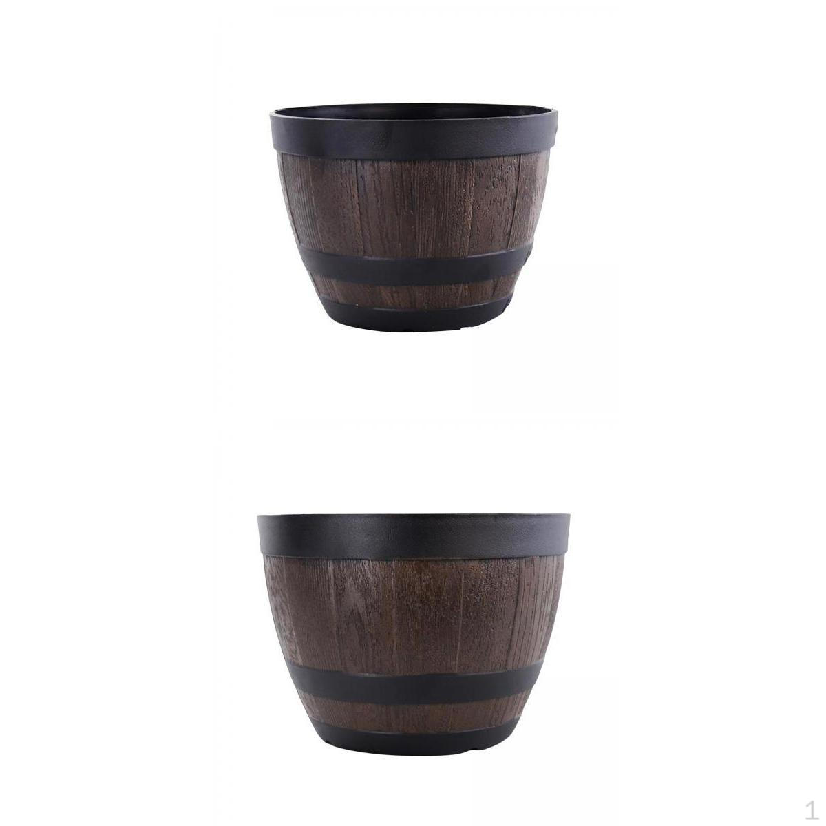 

2 Pieces Rustic Style Resin Patio Outdoor Planter