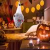 Halloween Horror Leuchtende Geräuschsteuerung Spinne Baumwolle Schädel Requisite mit leuchtenden Augen Geisterhaus Geheimer Raum Hof Dekoration