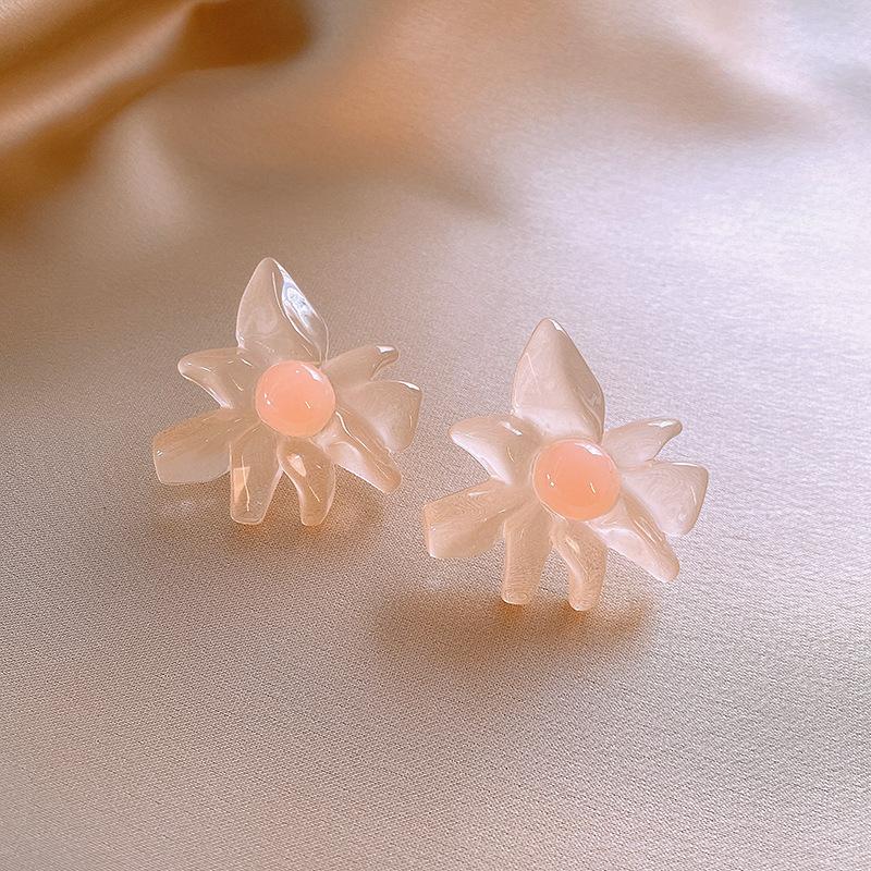 Ice quenched blue flower artificial crystal fringed earrings Cool wind temperament stud earrings Internet celebrity earrings