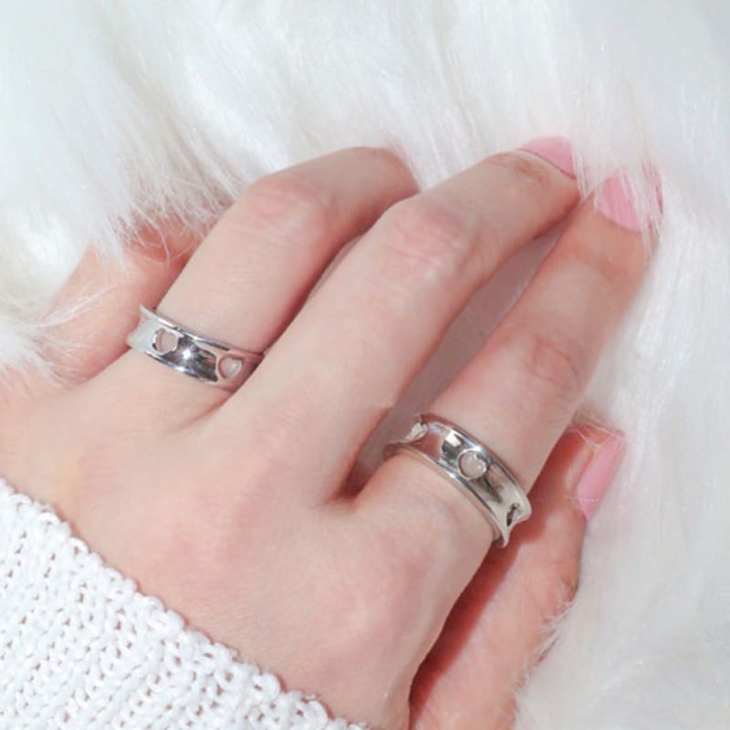 LOASI heart hole circle ring