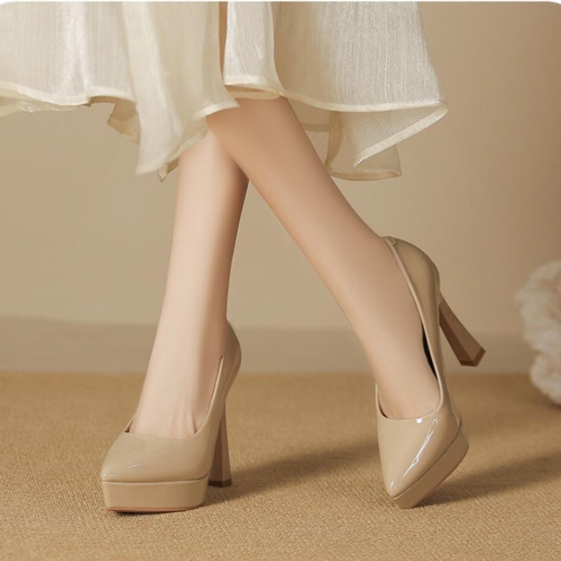 

Черные водонепроницаемые туфли на высоком каблуке-таблетке женские 2025 осень новые толстый каблук острый носок темпераментные продвинутые не устают ноги профессиональные одинарные туфли 34 абрикосовый