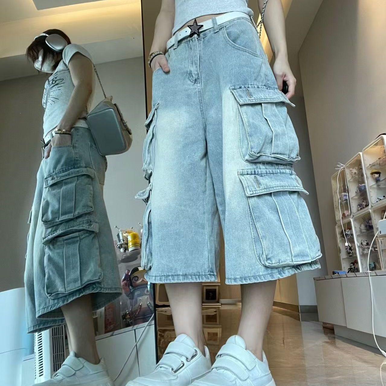 

Unisex High Street Cargo Denim Shorts - Summer Loose Fit, Casual Three-Quarter Wide-Leg Pants. S (up to 47kg)