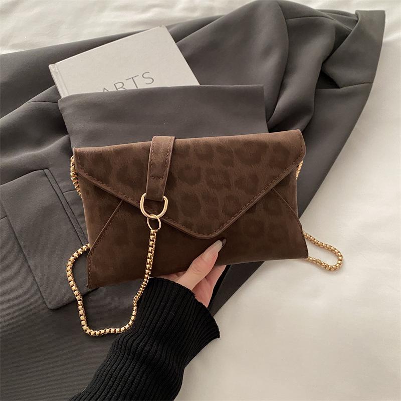 Fashion leopard print women's clutch bag new simple texture versatile chain oblique span bag envelope bag female
