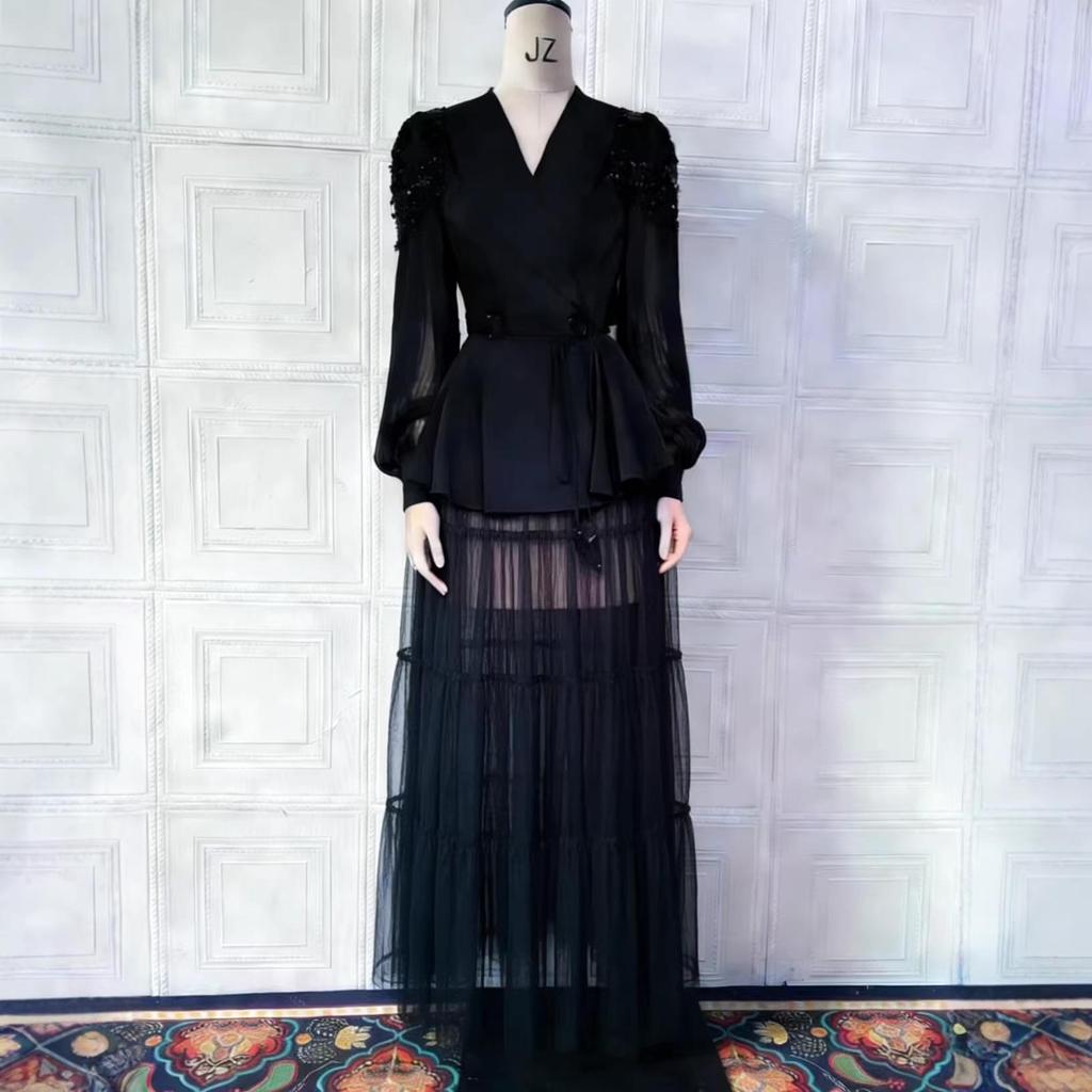 Robe de soirée élégante à col en V plissée Automne/Hiver 2026: Design Européen Long et Élégant