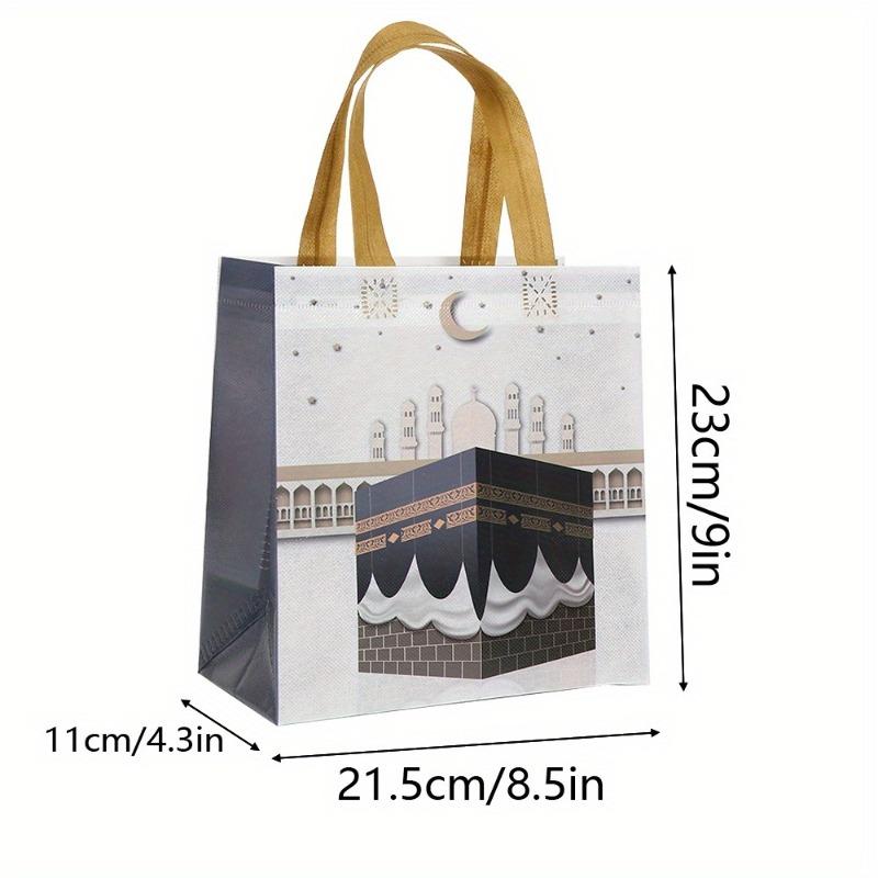 24pcs Eid Mubarak Gift Bags Gifts Packaging Bags with Handle Black Golden Star & Moon Pattern Ramadan Kareem Gift Bag Decoration