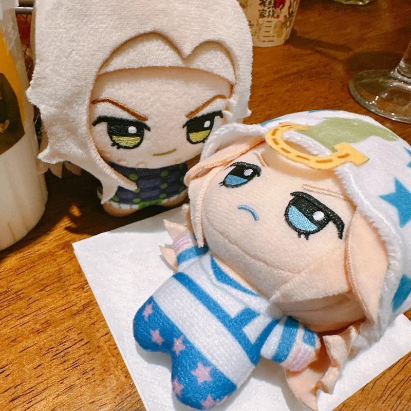 Große Handwerkskunst Replik 10 cm Auf Lager Johnny Joestar Gyro Zeppeli Baumwoll-Plüschtier Jojo's Bizarre Adventure Merchandise Schlüsselanhänger Artikel