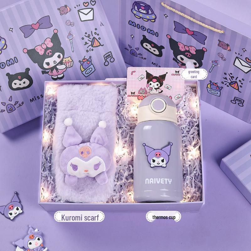 Set cadou de iarnă Kuromi: Eșarfe și Accesorii pentru Fete (Vârste 10-12)