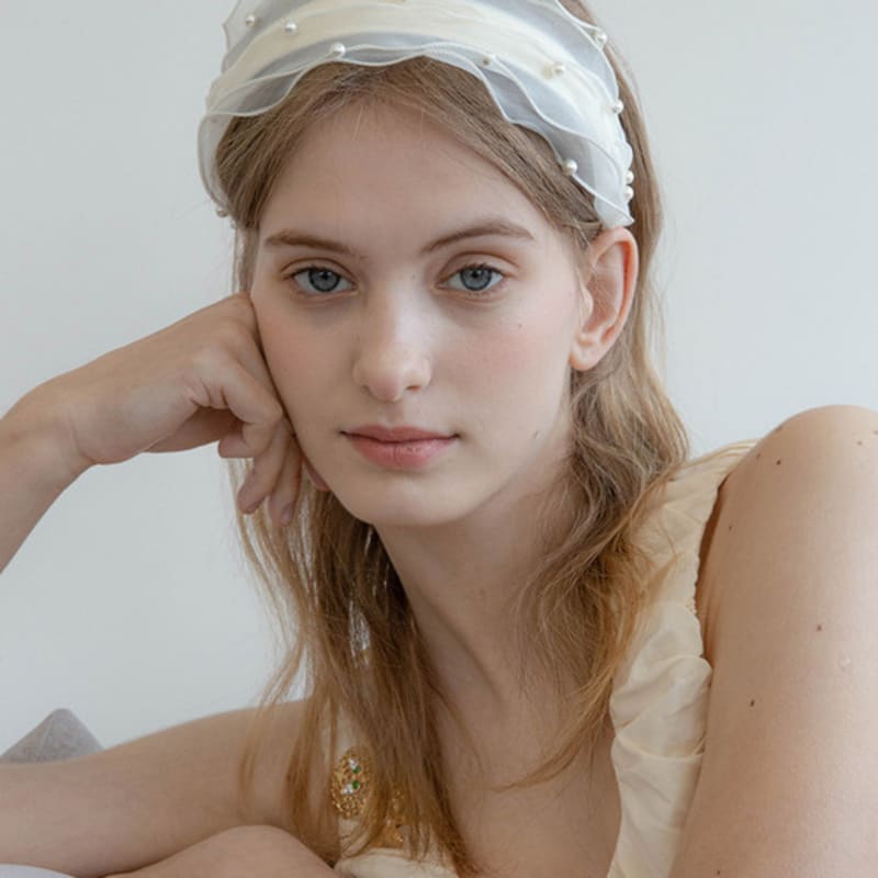 Jean Paul Clarisse Frill Pearl Hairband JP-22-118HB