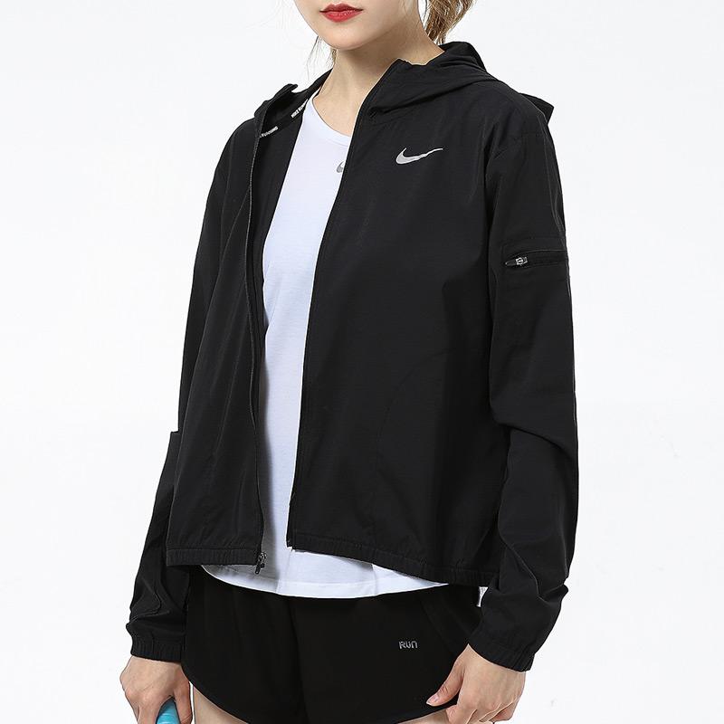 Nike Jachetă de protecție solară cu glugă cu logo-ul de culoare solidă Îmbrăcăminte exterioară pentru femei Negru DH1991-010