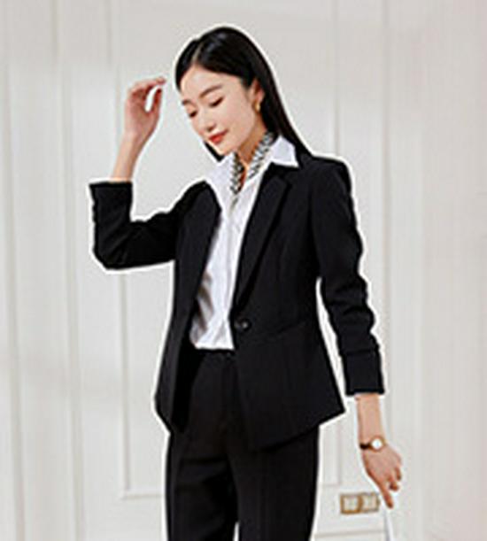 Traje Profesional de Verano para Mujer: Blazer formal de manga corta con falda o pantalones