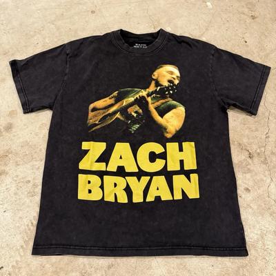 Zach Bryan Quittin Time Tour T-Shirt Merchandising Ufficiale 2024 Taglia Media