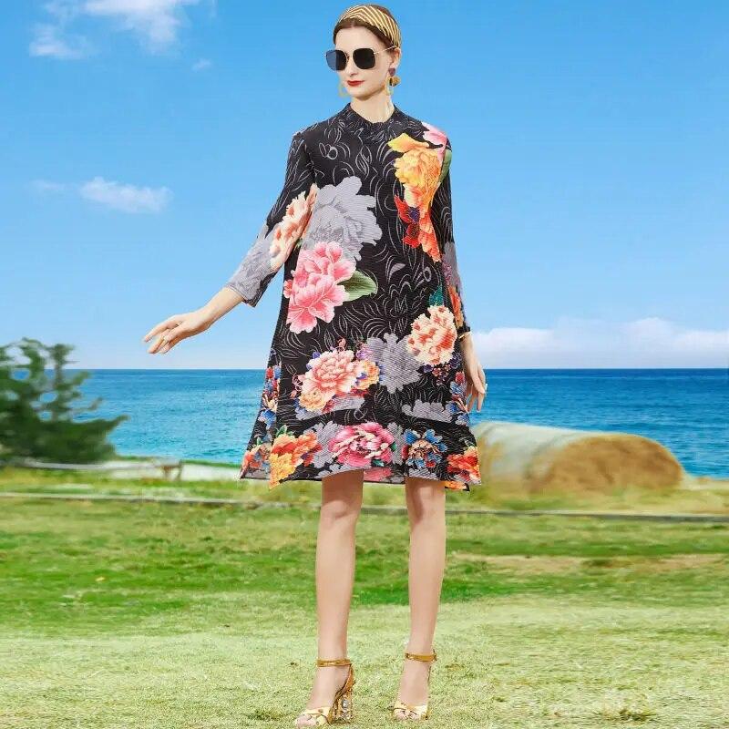 Retro großes blondes Kleid Frühling und Sommer neues High-End-Mode-Temperament lockerer O-Ausschnitt lässig große Größe dünn Ein Wortrock