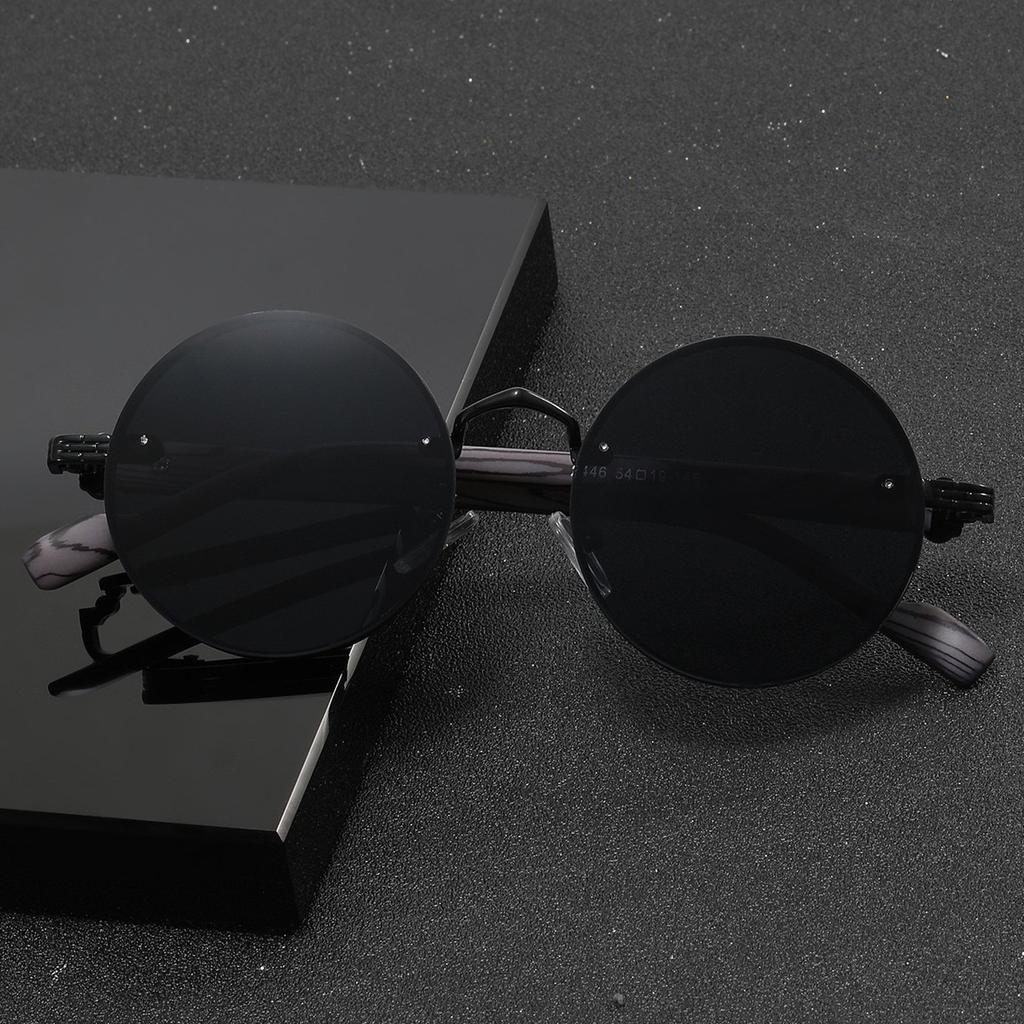 New Retro Round Punk Metal Sunglasses Fashion Women Travel Photography Glasses Men Summer Driving Sunshade Shades UV400 Eyewear
