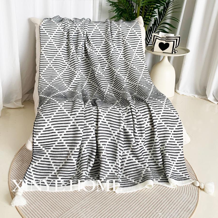 Nordic Knit Sofa Blanket: Cozy for Living Room, Office, Car & Bed