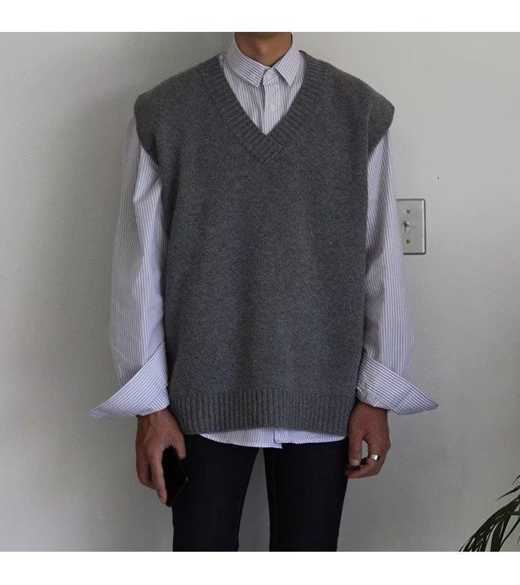 Korean Style V-Neck Sleeveless Cardigan - Men's Knitted Sweater Vest for Spring & Autumn In Solid Colors