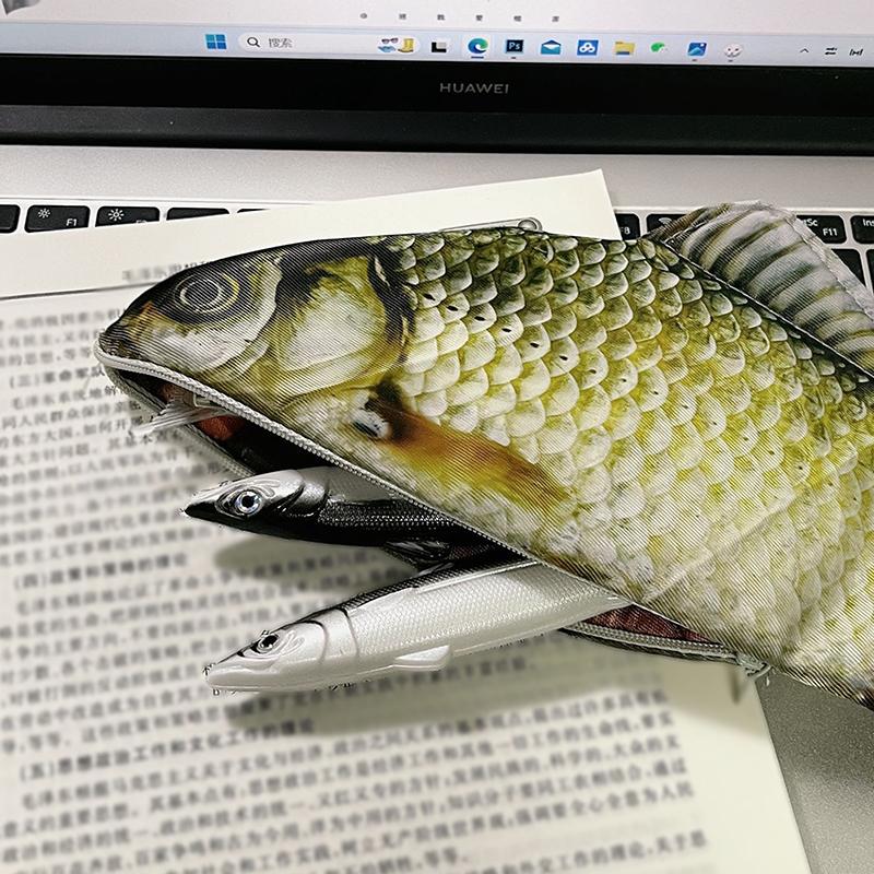 Creative Funny Fiskeformet Pennepose Penner Crucian Carp Blyanthus Morsom Student Skrivesaker Rekvisita Oppbevaringspenner Arrangør