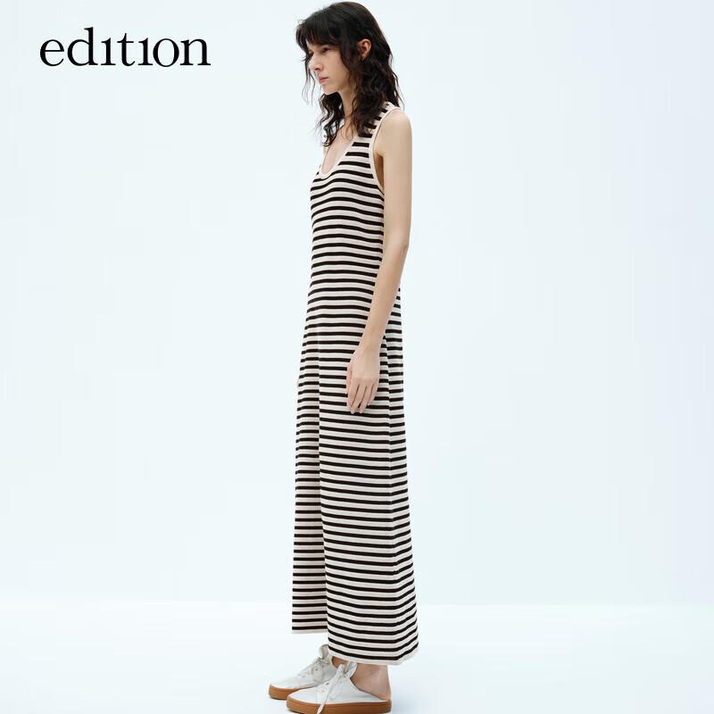 

Женское весеннее длинное трикотажное платье без рукавов в полоску M