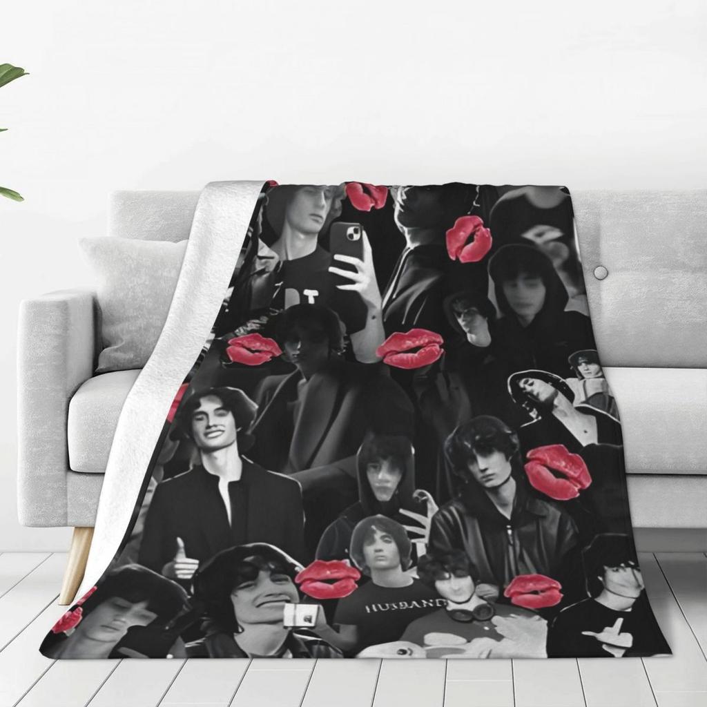 Custom Sombr Blanket Warm Fleece Soft Flannel American Singer Throw Blankets For Bed Sofa Office Autumn