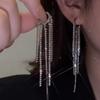 Tide Metal Fringed Earrings, High-end Temperament, Long Stud Earrings, Women's Exaggerated Earrings.