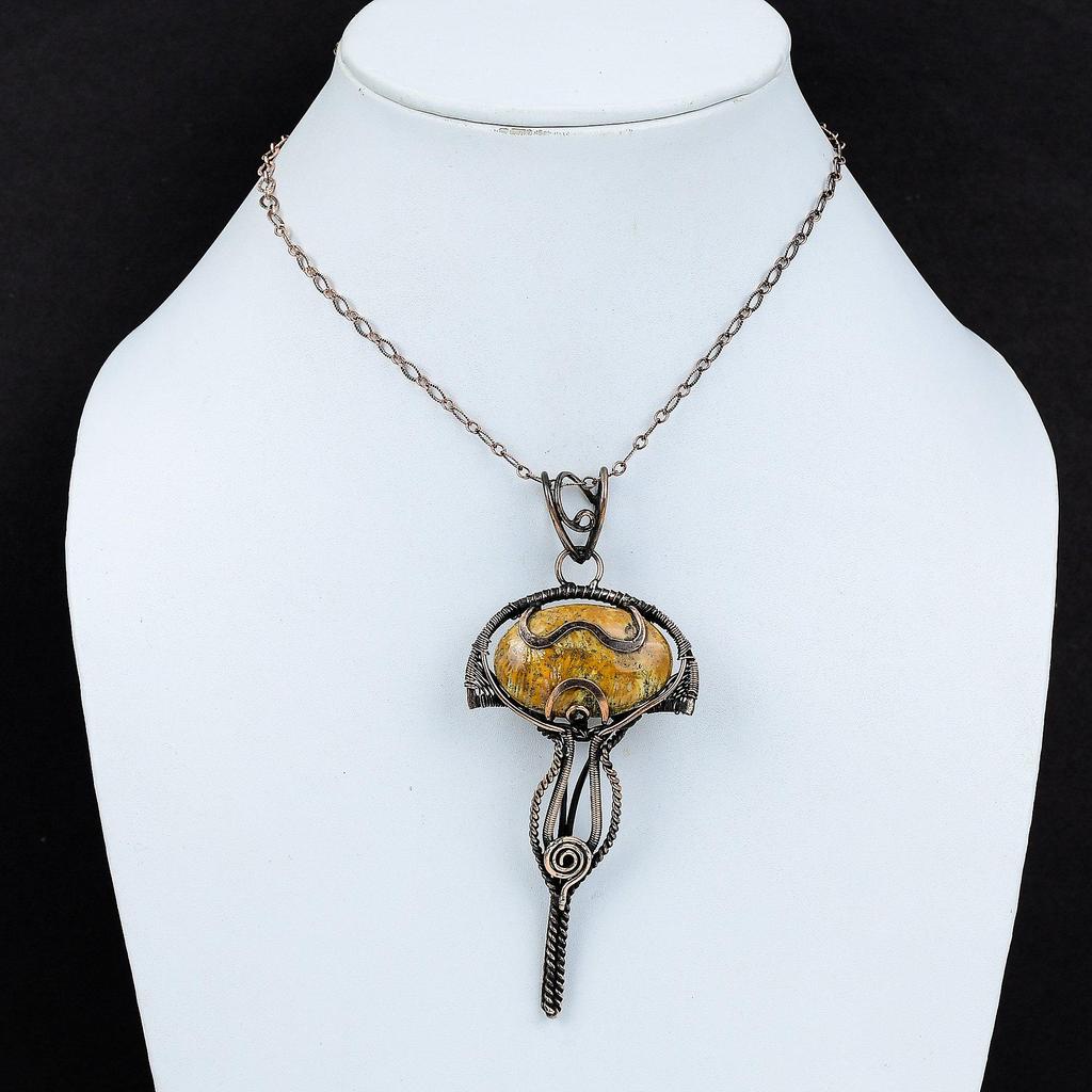 Pandantiv Coral Fosil Înfășurat în Sârmă de Cupru Pandantiv Gemă Bijuterii Handmade din Cupru Pandantiv Elegant Bijuterii Naturale din Coral Fosil Cadou Pentru Mamă