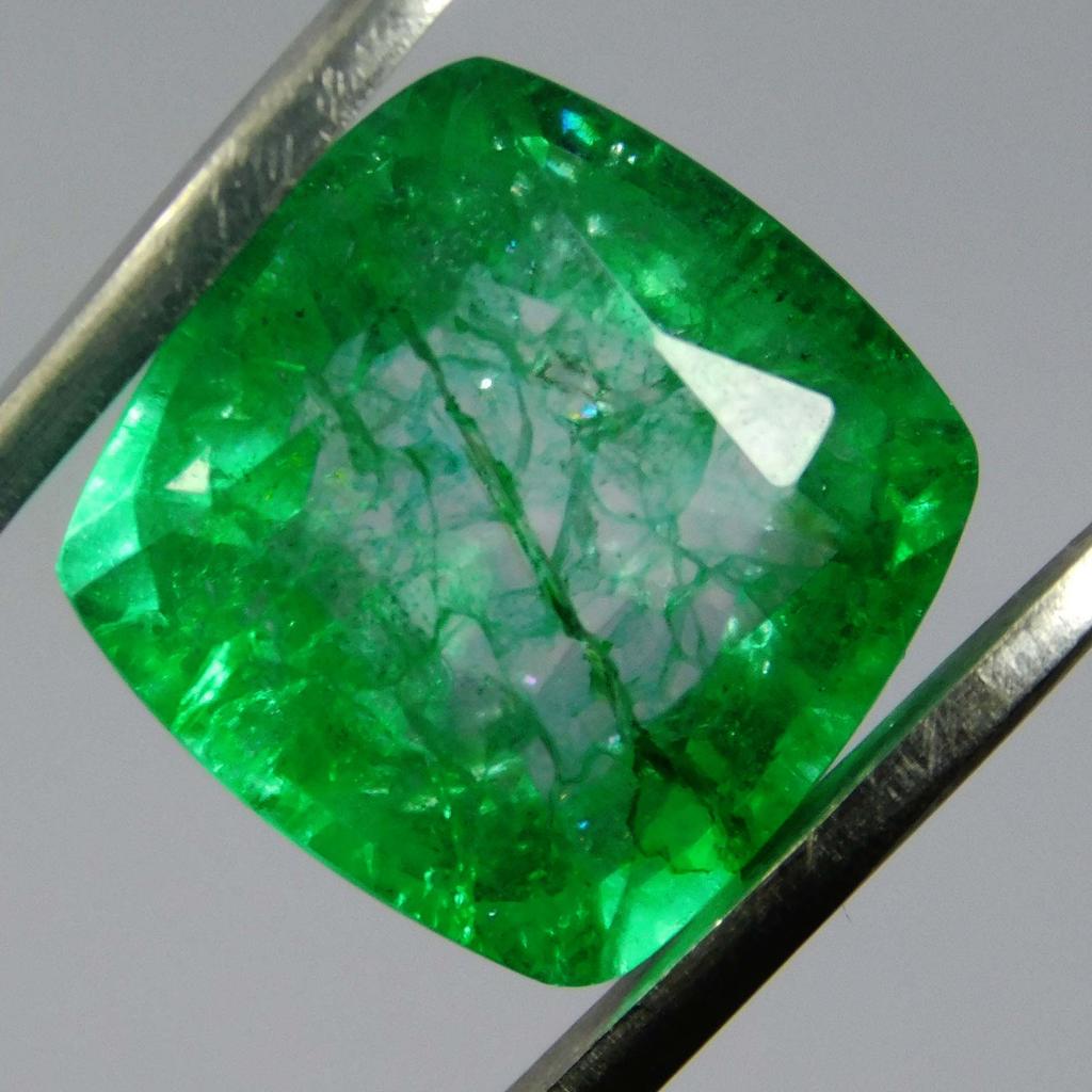 8 Ct Natural CERTIFIED Emerald Green Square Cushion Cut Colombian Loose Gemstone A-5896
