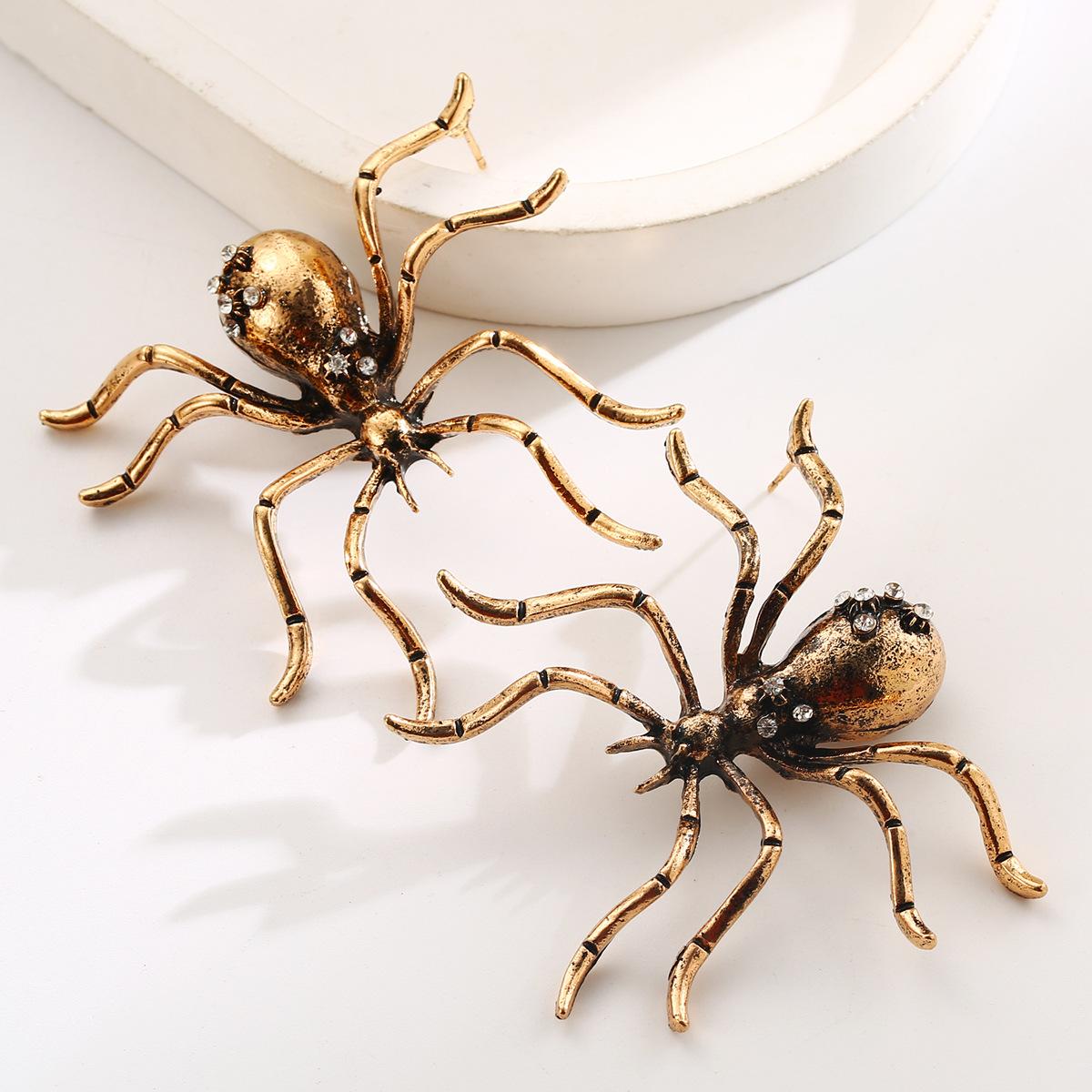 

DIGADAGU Metal Spider Insect Stud Earrings New Classic Vintage Earrings Women Halloween Party Zircon Accessories чорний