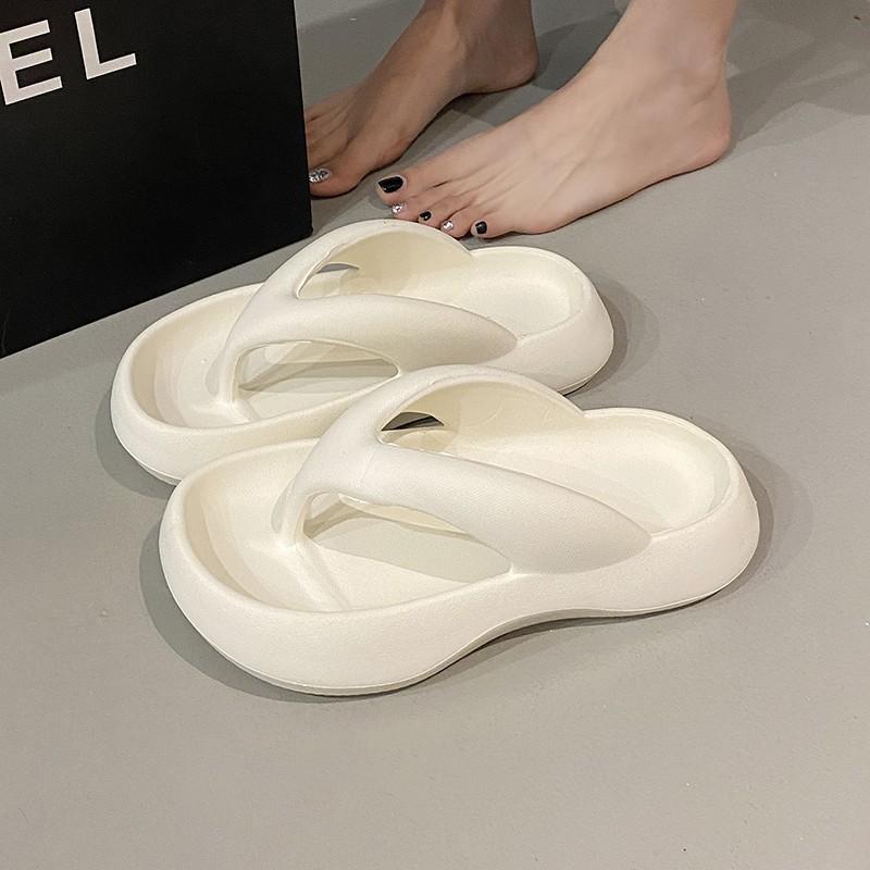 

Летние толстоподошвенные шлепанцы для женщин для ношения на улице летом 2025 года Новые EVA Нескользящие Дезодорирующие Увеличивающие рост Пляжные туфли 40-41 белый