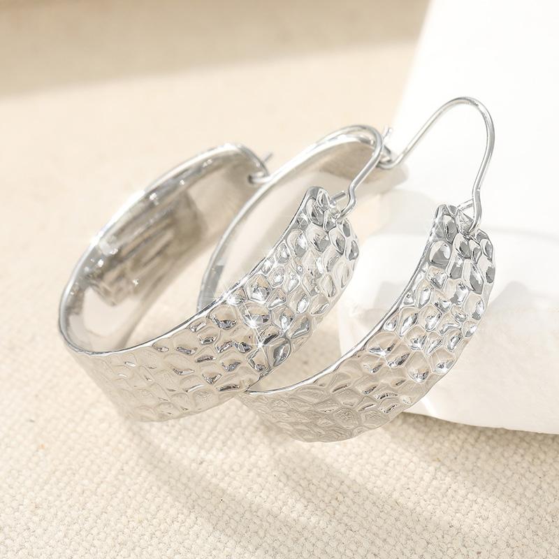 Vintage Prägnante Versilberte Breite Kreis Creolen für Damen Punk Stil Hängeohrringe Party Schmuck Accessoires