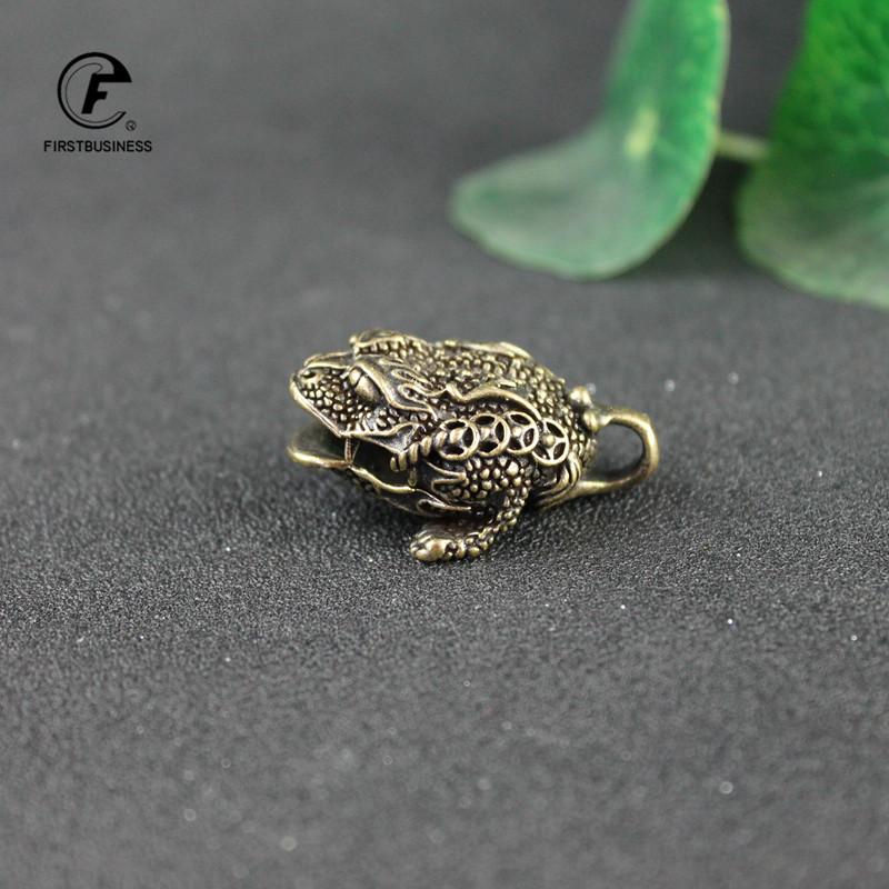 Copper Chinese Mythical Animal Lucky Toad Bell Key Chains Pendant Retro Brass Avoid Evil Feng Shui Charm Men Car Keyring