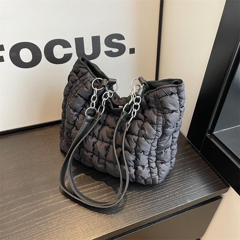 Rauten Stickgarn Wolkenbeutel Daunen Baumwollkleidertasche Lässig Plissiert Große Kapazität Tragbare Tote Schulter Damentasche