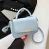Trendy texture personalized bag women's 2025 new fashion simple casual temperament commuting shoulder messenger handbag