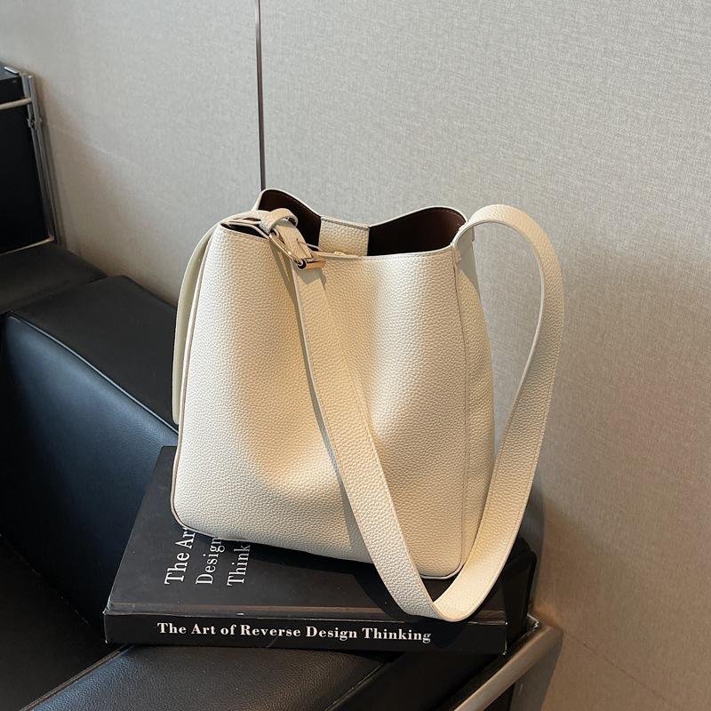 

Premium sense retro child and mother bucket bag women s new simple and fashionable commuter bag versatile shoulder messenger bag покинуть белый