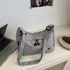 Lightweight going out simple messenger bag multi-functional nylon portable dumpling bag fashionable commuter niche shoulder bag