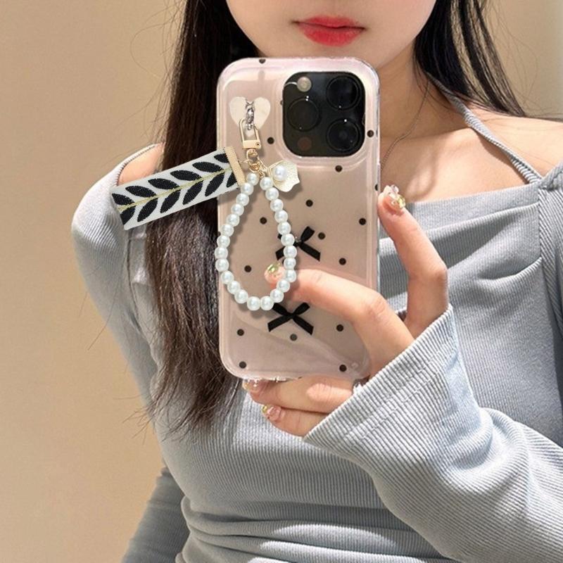 Delicate Beaded Keychain Pearls Alloy Keyring Women Accessory Suitable for Handbags and Daily Use Items