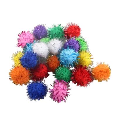 100 mini pompons en guirlande, écussons en forme de guirlande pour la confection de gants, écharpes et sacs à dos.
