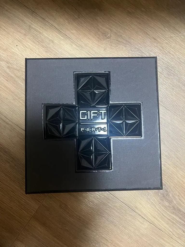 PARK HYO SHIN GIFT Part.1 CD Album Used